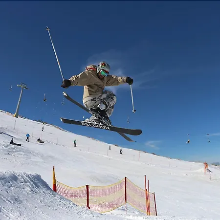 Kralev Dvor ホテル 3*