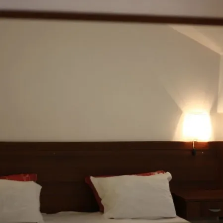 Kralev Dvor Hotel 3*